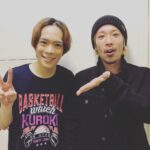 Kensho Ono Instagram - そして！楽曲提供して頂きました、SPYAIRのUZさんが観に来てくださりました！！ありがとうございました！ 武道館、お疲れ様でした😎✨ #くろステ #spyair #小野賢章