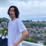 Kento Yamazaki Instagram - 日曜劇場 アトムの童 今夜9時スタート 子供から大人までみんな触れてきたであろう、日本が誇る ゲームの話です ものづくりへの熱や 仲間への思い 家族皆んなで楽しめる作品だと思います！ よろしくお願いします！ #PR