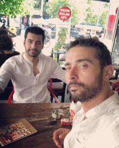 Kerem Poyraz Kayaalp Instagram - #kerempoyrazkayaalp #mertaltınışık #tbt #beniaffet
