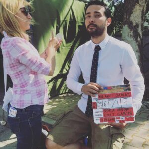 Kerem Poyraz Kayaalp Instagram - Yine ekran başına 👀👀ikinci film bu perşembe fox tvde #yalancıdamat #foxtv #film #kerempoyrazkayaalp