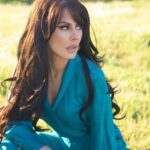 Kerri Kasem Instagram - A green dress in a green pasture. Now I just need a green horse! 💚💚💚 Loving my dress from @lilyjeanofficial! Thank you @arezoojalali_photography for your beautiful shots! TY: @jbeauty_xoxo: make-up #greengown #bangs #modelover40 #victoriassecrethair