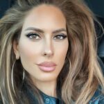 Kerri Kasem Instagram - Why are car pics always the best? Good lighting and a good filter! 😁 Hope you have an amazing week!Sending you a great big hug and lots of love. ♥️