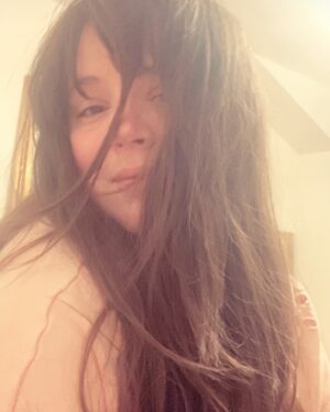 Kether Donohue Instagram - nothing like a @paulnortonhair haircut 💇🏻‍♀️❤️