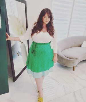 Kether Donohue Instagram - Heading to @maldonadoiseverywhere’s art shoowww 🎨💚