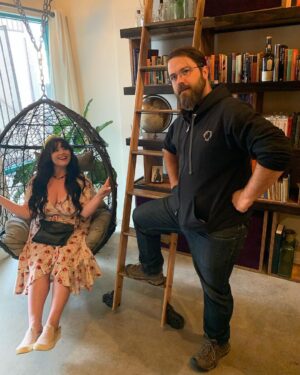 Kether Donohue Instagram - @gypsysound adventures @wdsmcguigan 🤎 📸 @buffaloclyde