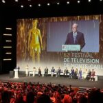 Kevin Dias Instagram - Extrêmement reconnaissant d’avoir été si bien accueilli en Principauté. Merci au @festivaltvmonte_carlo et Son Altesse Sérénissime le Prince Albert II de Monaco pour cette invitation à célébrer les créations audiovisuelles françaises et internationales d’aujourd’hui et de demain 🎬💫 J’ai adoré tous vous rencontrer et répondre à vos questions. Merci pour votre amour, votre curiosité, votre patience et votre soutien inconditionnel. J’ai été ému de rencontrer cette légende, Monsieur John Goodman. Et quel plaisir d’avoir partagé cette expérience avec ce collègue en or @arnaudbinard ! Merci @fursac.paris @jmwestonofficial de m’avoir fait tout beau 🖤 Monte-Carlo, Monaco