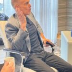Kevin Harrington Instagram - A Day With A Shark event in St. Pete with some of the world’s top entrepreneurs. This group of exceptional business owners are taking action!! They’re growing and not looking back…… my dream team and I are going to help them get there!! LET’S GO!! If you want to be a part of the next event and you think you qualify, grab the link @realkevinharrington bio!! Or go to adaywithashark.com 🚀