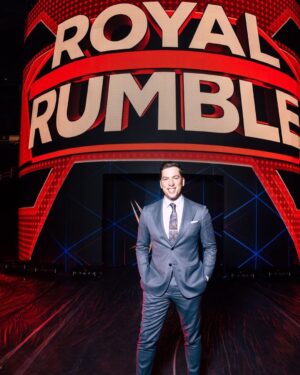 Kevin Patrick Egan Instagram - Living and loving this journey. My first Royal Rumble! Grateful for these incredible experiences, and the teammates I’m working alongside every day ♥️👊🏼 

Cheers to the wonderful @richwadephoto for the snap 📸 

#WWERaw #royalrumble #WWE