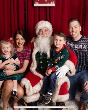 Kevin Patrick Egan Instagram - Chrimbo🎄😁

Wishing everyone a beautiful and brilliant holiday ♥️
