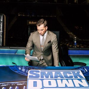 Kevin Patrick Egan Instagram - All smiles ahead of Smackers! 

Pre show prepping, and the great @richwadephoto was ready to pounce 📸😁 Big love, folks x

#WWE #Smackdown #FridayNightSmackdown
