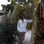 Khalifa Al Bahri Instagram - Mustache make vibes 👨🏻🌴 United Arab Emirates