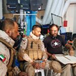 Khalifa Al Bahri Instagram - تجربة تعلمت منها الكثير ، تعلمت انه التواصل والعلاقة بين المخرج والممثل تعطي نتيجة قوية واداء واضح تعلمت كل اجتهاد وتعب ينتج فن مميز والكثيير..شكرا لكل من كان معي في هذا العمل شكرا للثقة شكرا على الدعم اصدقائي متابعيني .. ودي اسوي تاق لكل الناس بس مايكفي غير ٢٠ 🤣شكرا من القلب ❤️🎥 #خليفة_البحري #الكمين