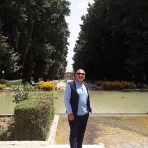 Khosrow Ahmadi Instagram - استیلو گنگو ندارم.
ولی ترکیبو رنگو دارم.
همگی سلامت باشید.