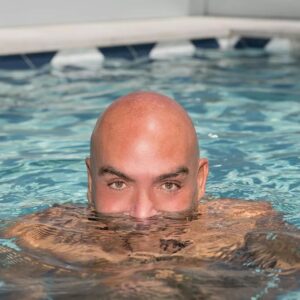 Kike Sarasola Instagram - Ya están las piscinas abiertas en los hoteles Room Mate ¡VIVA EL VERANO! 

Pools are now open at Room Mate Hotels. SUMMER IS HERE TO STAY! 

#verano #summer #madrid #barcelona #malaga #hotels #pools #iloveroommate