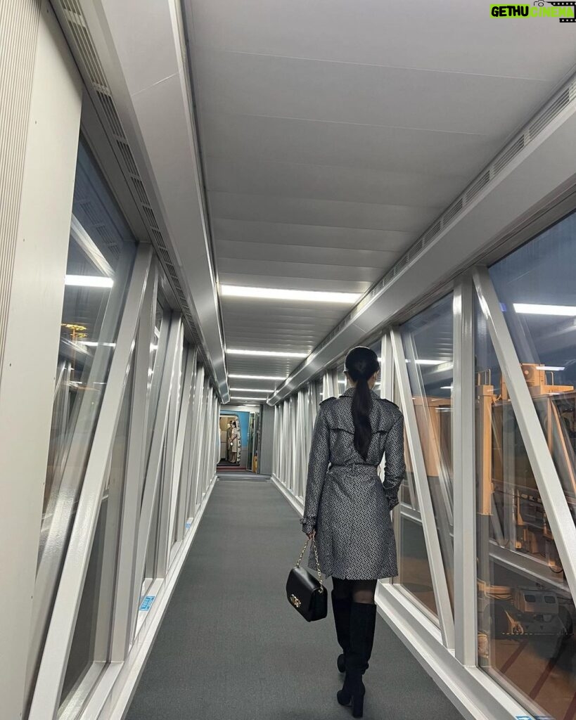 Kim Da-hyun Instagram - To New York✈️ @michaelkors