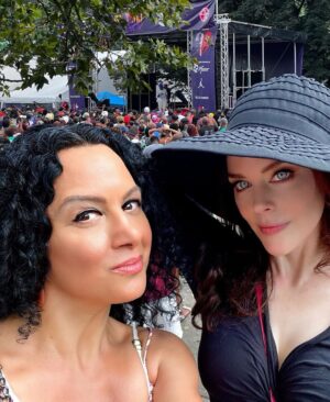 Kim Director Instagram - Summer of Sam reunion, courtesy of Spike Lee’s incredible party on Brooklyn. 

Am I dressed for fall? Well, you all know I’m a vampire ;)

So good to see you @luciagrillo_calabrisellafilms (check out her show @luciaveganlifestyle !)

Thank you for the picture, @focus_and_imagine_wellness (check out her INCREDIBLE meditation app!)

And finally, than my you Spike Lee for throwing the best parties ever!!!

#spikelee #spikeleejoint #summerofsam #brooklyn #fortgreene #fortgreenepark #prince #mj #brooklynstrong #nyc @djspinna