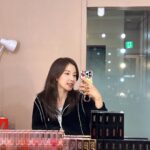 Kim Ji-sook Instagram - 🙂🙂