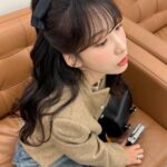 Kim Ji-sook Instagram - 필카 챙겨왔눈데 달랑 두 장 남아 있었당 헿 순수 청담본점