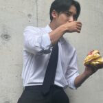 Kim Min-gyu Instagram - 길고 짧았던 2023 ByeBye🖤