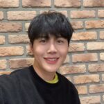 Kim Seon-ho Instagram - 오랜만에 셀카 ◡̈ 저의 퍼스널컬러는 가을 웜톤이래요😄