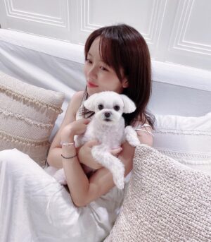 Kim So-hyun Instagram - 내 사랑💜 (집에서🏠)