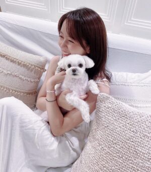Kim So-hyun Instagram - 내 사랑💜 (집에서🏠)