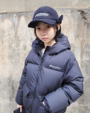 Kim Tae-yeon Instagram - #광고

@discoveryexpeditionkids_kr 
#디스커버리키즈

.

너무 추워졌어요~~⛄️☃️🥶
그래도.. 이쁜건 포기못함 ㅎㅎ❤️
보온성은 물론 트렌디함까지 갖춘
디스커버리 키즈 여아 크롭다운, 귀닫이캡, 머플러까지 풀코디 장착하고 촬영가는중 ~♡
태연양은 겨울나기 준비 완료🥰✌️

.

#리틀디스커버러
#디스커버리키즈 #키즈패딩
#디스커버리키즈패딩
#디스커버리키즈숏패딩
#여아패딩 #아동패딩 #주니어패딩
#키즈숏패딩 #주니어숏패딩