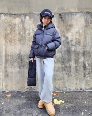 Kim Tae-yeon Instagram - #광고

@discoveryexpeditionkids_kr 
#디스커버리키즈

.

너무 추워졌어요~~⛄️☃️🥶
그래도.. 이쁜건 포기못함 ㅎㅎ❤️
보온성은 물론 트렌디함까지 갖춘
디스커버리 키즈 여아 크롭다운, 귀닫이캡, 머플러까지 풀코디 장착하고 촬영가는중 ~♡
태연양은 겨울나기 준비 완료🥰✌️

.

#리틀디스커버러
#디스커버리키즈 #키즈패딩
#디스커버리키즈패딩
#디스커버리키즈숏패딩
#여아패딩 #아동패딩 #주니어패딩
#키즈숏패딩 #주니어숏패딩