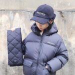 Kim Tae-yeon Instagram - #광고 @discoveryexpeditionkids_kr #디스커버리키즈 . 너무 추워졌어요~~⛄️☃️🥶 그래도.. 이쁜건 포기못함 ㅎㅎ❤️ 보온성은 물론 트렌디함까지 갖춘 디스커버리 키즈 여아 크롭다운, 귀닫이캡, 머플러까지 풀코디 장착하고 촬영가는중 ~♡ 태연양은 겨울나기 준비 완료🥰✌️ . #리틀디스커버러 #디스커버리키즈 #키즈패딩 #디스커버리키즈패딩 #디스커버리키즈숏패딩 #여아패딩 #아동패딩 #주니어패딩 #키즈숏패딩 #주니어숏패딩
