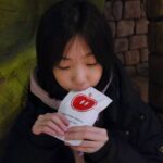 Kim Tae-yeon Instagram - 태연양 🫶 . @applejops 🍎 신나게 놀다가 뛰어와서 달콤하게 #사과잡스 ❤️❤️❤️ #사과즙