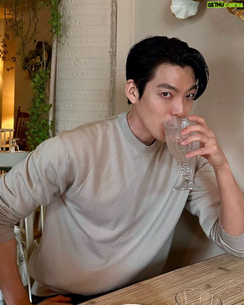 Kim Woo-bin Instagram - 🍹