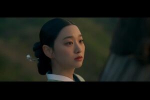Kim Yi-kyeong Instagram - 초영과 산신.
그리고 카메라 뒤에서 힘써주신 우리 오사개팀 🫶🏻

#오늘도사랑스럽개 #agooddaytobeadog