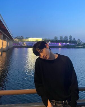 Kim Young-dae Thumbnail - 1 Million Likes - Most Liked Instagram Photos