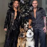 Kimora Blac Instagram - Merry Christmas from us to you 🎄 Fun fact: My mom made these classic Santa costumes ! Mom & dad, I love you! #christmas2023 Los Angeles, California