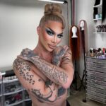 Kimora Blac Instagram - She said blue eye shadow tonight Wearing 'butterflies palette' @plouise_makeup_academy Hair by @hairbymaribel Los Angeles, California