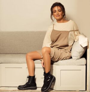 Kinda Hanna Instagram - يسعد مساكن 🤍 photography by @ahmad_zamlout and Stylist @lucymoussan