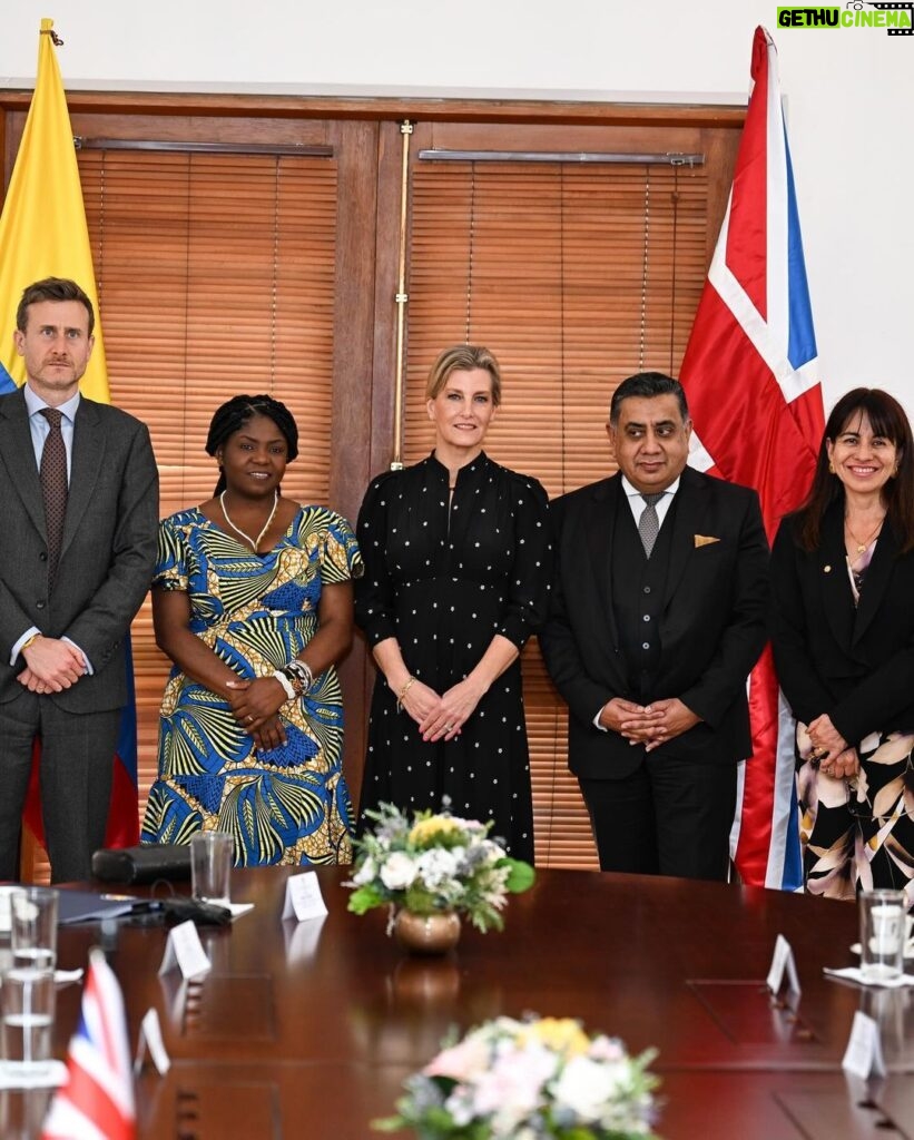 King Charles III of the United Kingdom Instagram - The Duchess of Edinburgh is visiting Colombia to support the Women, Peace and Security (WPS) Agenda and to continue her work with survivors of conflict related sexual violence, and the rights of women and girls. In Bogotá, The Duchess of Edinburgh attended a meeting with the Vice President of Colombia, Francia Márquez. Francia Márquez is the country’s first Afro-Colombian Vice President, as well as Minister of Equality and Equity and a celebrated environmental activist. The Duchess later visited the Centro de Memoria, Paz y Reconciliación. Here, HRH joined women impacted by the armed conflict, including survivors of conflict-related sexual violence, to view an exhibition of artwork, “Spinning with patience to weave hopes for peace”. 🇨🇴 Read more about HRH’s first day in the country on royal.uk (link in bio). 📷 Tim Rooke Bogotá, Colombia