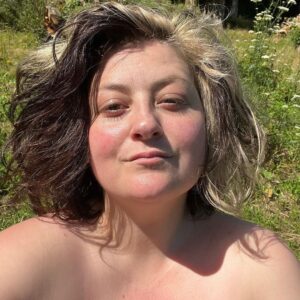 Kiri Pritchard-McLean Instagram - Uh oh, two Welsh icons? Is it 6am and one of them has a still sleeping face & won't smile cos she hasn't brushed her teeth yet? Yup. Is the other one transcendentally beautiful, still? Sadly, yes.
I've just had the most soul nourishing week at @thedreamingretreat thanks to this utter babe. I had no idea what being an Artist in residence at The Dreaming would entail but I booked it in for post Edinburgh fringe because my thinking was maybe it might go some way to restoring what Edinburgh drains out of me. 
I could not imagine and I cannot quite explain what has happened here the last week. I've had multiple life changing moments with two separate groups of strangers and I've witnessed such openness & profundity it's impossible not to be moved. 
As a comedian I think we can be cursed with a wide streak of cynicism but it's impossible to side with that here. I've laughed so much, I've learned a huge amount and I've really listened to folk and been listened to. All the while we've been supported and championed by the amazing team and practitioners here.
The house and land is something else, Wales at it's finest. The air, the water, the food grown on site, the beautiful rooms all of these make it one of the nicest, bougiest stays of my life but it's the people that have made it so rich. @therealcharlottechurch has made actual magic & watching people heal and bond in this beautiful place, in our magnificent country, has been an honour. 
The world and life can be so hard for so many and I think the team here have created the softest place for those who need it. 
If you've got any questions ask away and I'll try and answer.
