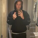 Kit Connor Instagram - me + some cool friends