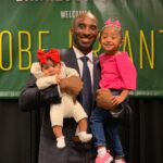 Kobe Bryant Instagram - @vanessabryant surprised me by bringing our two little babies B.B and KoKo to my @granity book signing of #legacyandthequeen at @barnesandnoble ❤️❤️