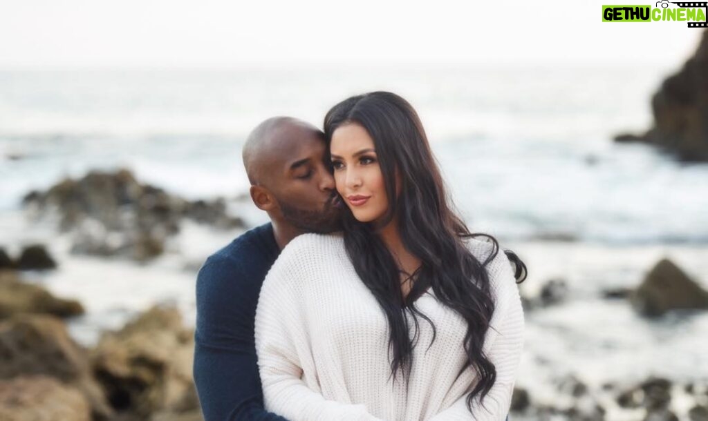 Kobe Bryant Instagram - Happy 18th Wedding Anniversary baby! Ti Amo per Sempre 🎉❤️