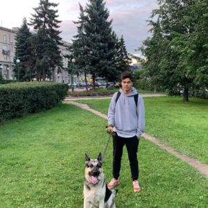 Konstantin Beloshapka Instagram - – Пёсики , нравятся пёсики?
Snatch.
