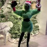 Kris Jenner Instagram - When The Grinch is your next door neighbor @khloekardashian 💚🎄 @drink818