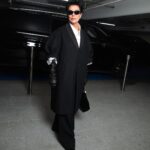 Kris Jenner Instagram - Margiela 🇫🇷 @maisonmargiela @jgalliano 📷 by @stevensimione and @daniele.iachella, makeup by @nikki_makeup, hair by @leajourno @kimkardashian Paris,France