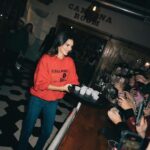 Kris Jenner Instagram - Kendall’s @drink818 college tour! 🥃💚 Kendall has visited University of Alabama in Tuscaloosa and University of Georgia #Drink818 @kendalljenner @harryhudson ♥️