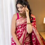 Krithi Shetty Instagram - Smile, shine and take it one day at a time ❤️ #smile #happy @bhimajewellerytrichy • Photography @kiransaphotography Styling @openhousestudio.in Saree @real_weaverstory Style Team @prarthanasrinivasaraja @mehavenkatesh M & H @kalwon_beauty @kamaldeepss