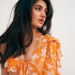 Krithi Shetty Instagram - Weekend vibes 🧡 #breezy #weekend #summervibes • • Styled by @jukalker Styling team @pratimajukalker Outfit : @arpitamehtaofficial Earrings : @mortantra @spiffypublicrelations Assorted bangles @lovelate20s Makeup @pinkylohar Hair @kamaldeepss Photographer @ishan.n.giri Asst @louis_prashanth Retoucher @enhancingmoments