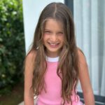 Kseniya Borodina Instagram - Не раз убеждалась, что лишать чего-то или запрещать - не работает. Ни с детьми, ни с людьми в принципе. Всегда нужен диалог, мы люди, а не животные. И если честно, то когда пошла вот эта волна отмены русской культуры, я была мягко говоря удивлена. Разве можно чего-то добиться бойкотами? Скорее они лишают себя и будущие поколения. И ни к чему хорошему это никогда не приведет. Культура не принадлежит кому-то конкретному, это история и ценность всех. Иногда правда, как сейчас в Германии, пробиваются какие-то отголоски разума, как слова главы Минкульта ФРГ, но то, как об этом написали многие издания, повергает любого здравомыслящего человека в ступор. Ну и давайте по факту: если ребенку поставить блокировки и запреты, он все равно научится их обходить. И сколько бы не выходило новых пакетов отмены, наша культура все равно продолжает жить. Невозможно просто что-то отменить, согласны?