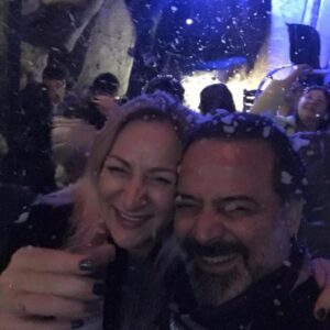 Kubilay Penbeklioğlu Instagram - Bugün #sevgililergünü ama ben ilk kez bu kadar ayrı kalıyorum aşkımdan. Ama kalpler birlikte atıyorsa gerisi teferruattır. Üstelik bizim için hergün sevgililer günü😜Kutlu olsun AŞKIM❤️❤️❤️💐💐 #saintvalentin #saintvalentinesday #aşk  #family