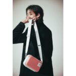 Kunpimook Bhuwakul Instagram - #광고 Come travel with me everywhere you want to go❤️ #Samsonite #NewBalance #쌤소나이트 #뱀뱀 #Bambam @samsonite_korea